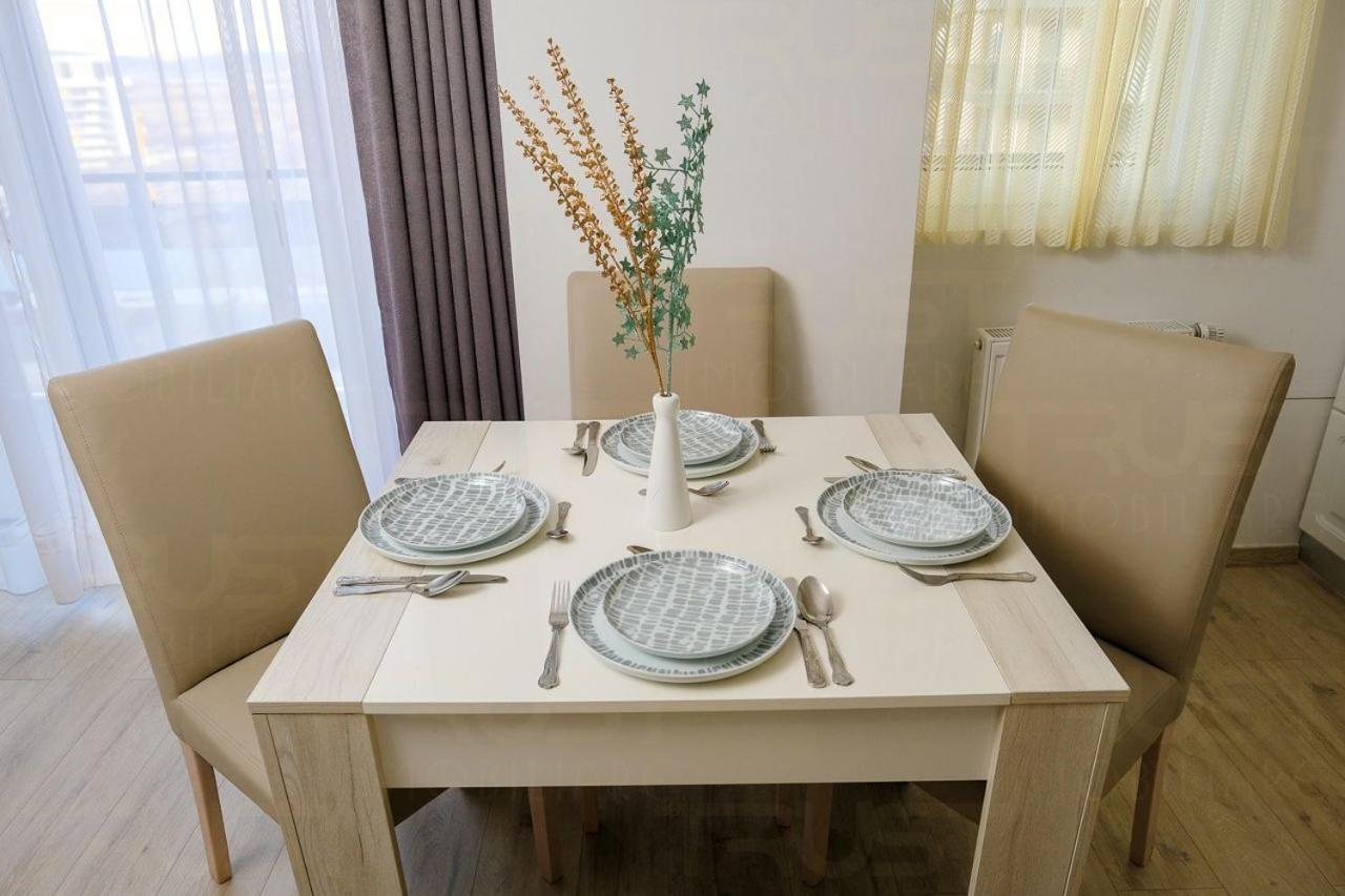 דירות קלוז'-נאפוקה Grand Park Turquoise Iulius Mall מראה חיצוני תמונה